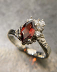 Anillo Motif