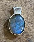 Montaje de Piedras a Bisel