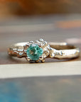 Anillo Nimbo con Esmeralda de 4mm