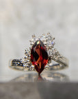 Anillo Motif